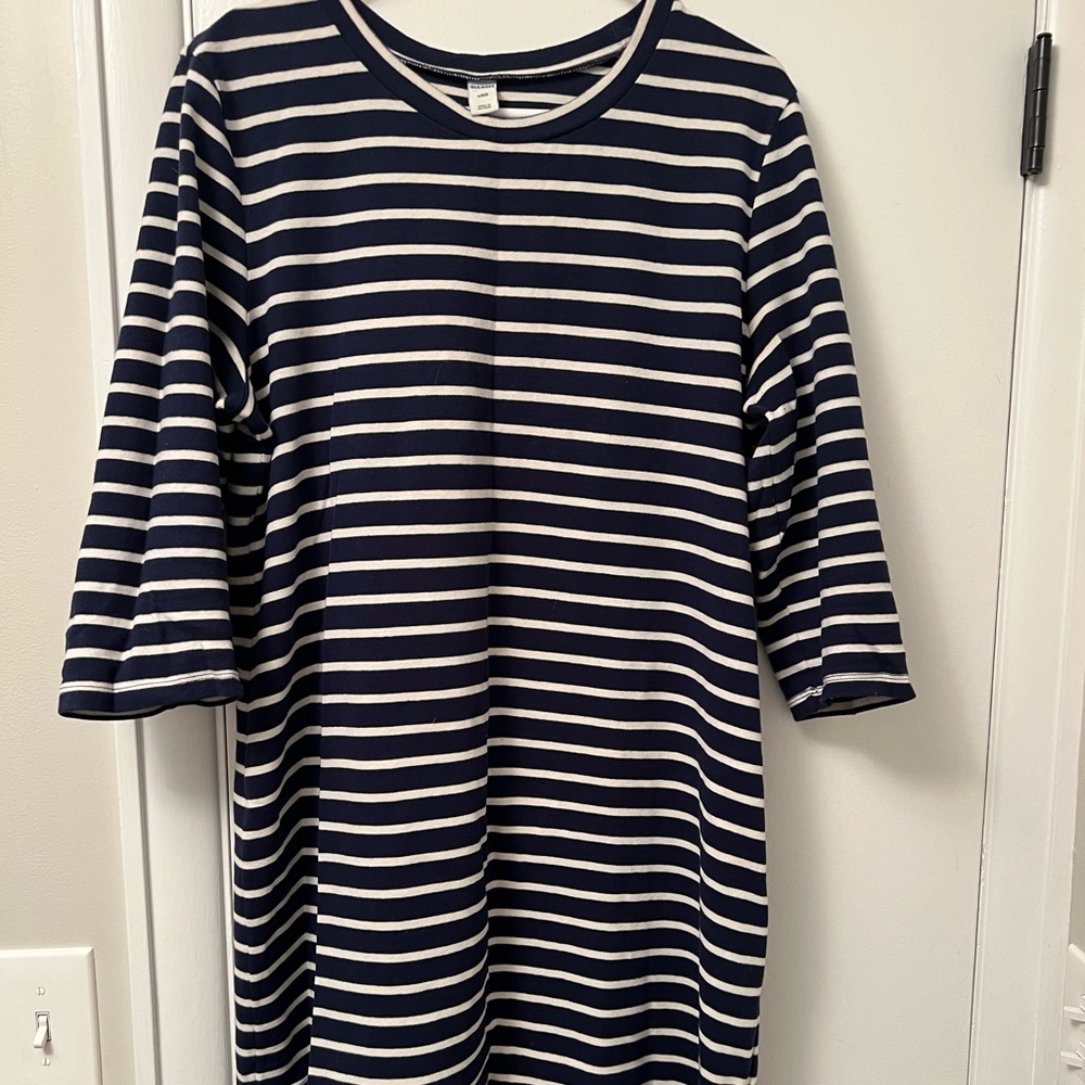 Old Navy Jersey Dress, Gently Used.